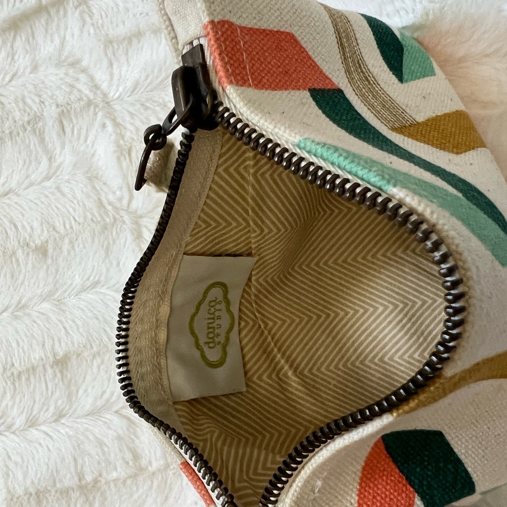 Small Pouch - Picture 2 of 2